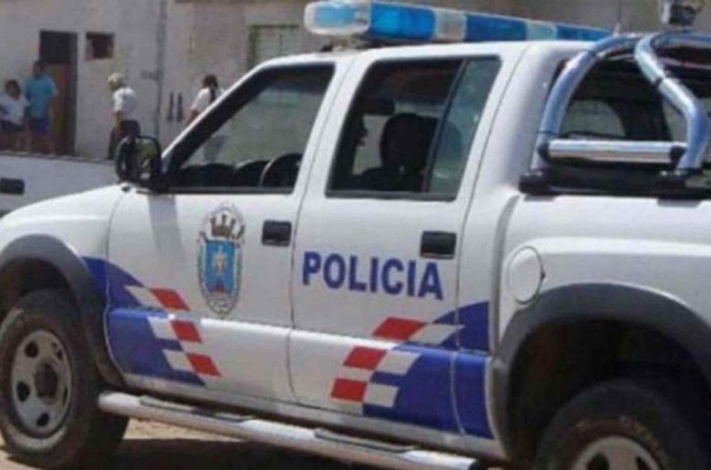 Policía salva a bebé de 7 meses tras episodio de ahogamiento