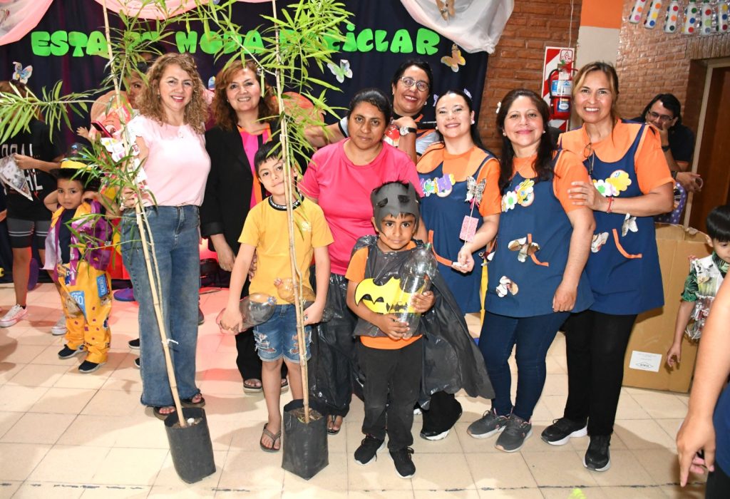 Comienza a sentirse el espíritu navideño: jardines municipales celebran una Navidad Ecológica