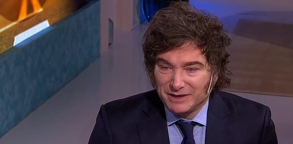 Milei justificó la salida de Mondino por votar a favor de Cuba