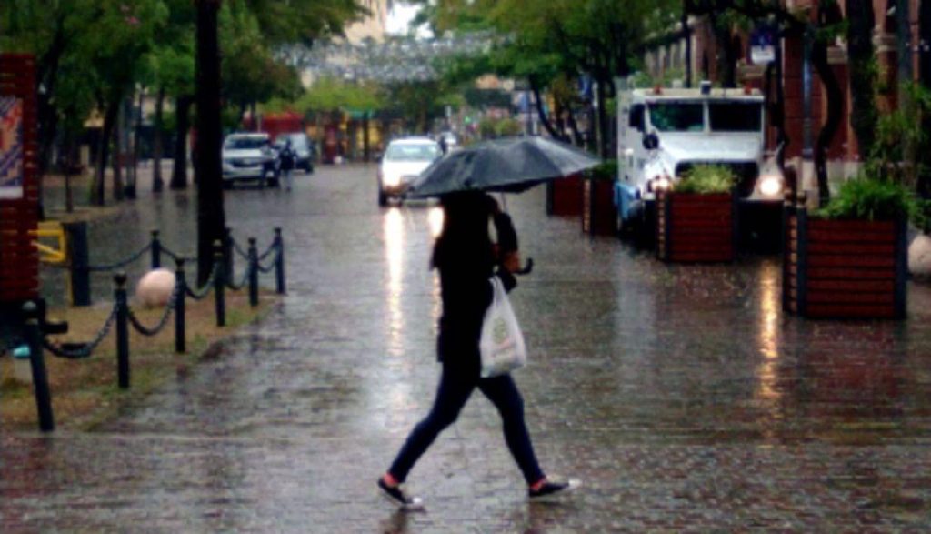 La lluvia no cesa y se espera un jueves con 31ºC de máxima