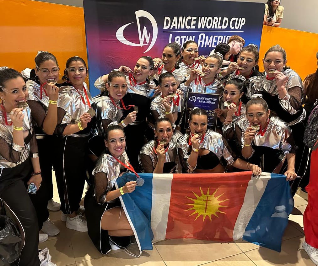 Una Academia de danza de Santiago clasificó al certamen Mundial en Brasil