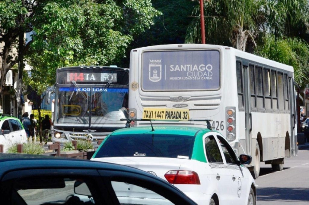 Lunes clave por el boleto de colectivo: empresarios piden que suba a $1060