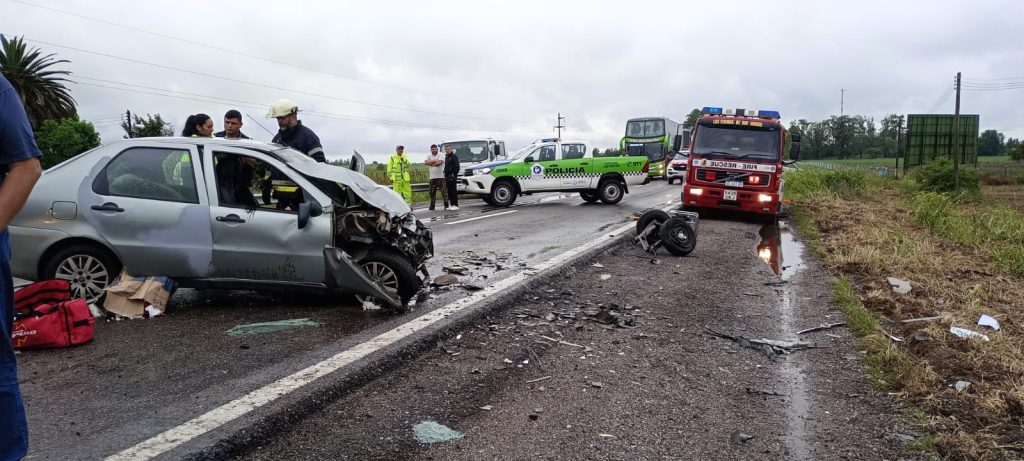 Bomberos de Las Termas trabajaron en un accidente con dos muertos en Tucumán