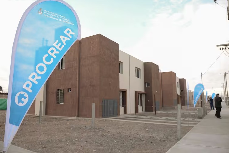 El Gobierno anunció que subastará tres predios del ex programa PROCREAR
