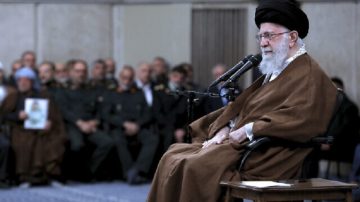 La dura advertencia del líder de Irán a Israel y EE.UU: “Sin duda recibirán una respuesta demoledora”