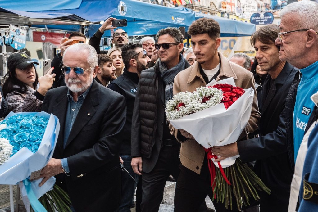 Napoli no olvida a Diego Maradona a 4 años de su partida