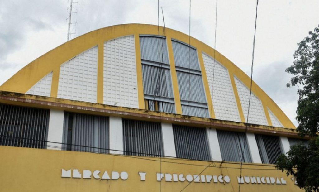 Desesperación en pleno centro: una mujer se descompensó en el Mercado Armonía