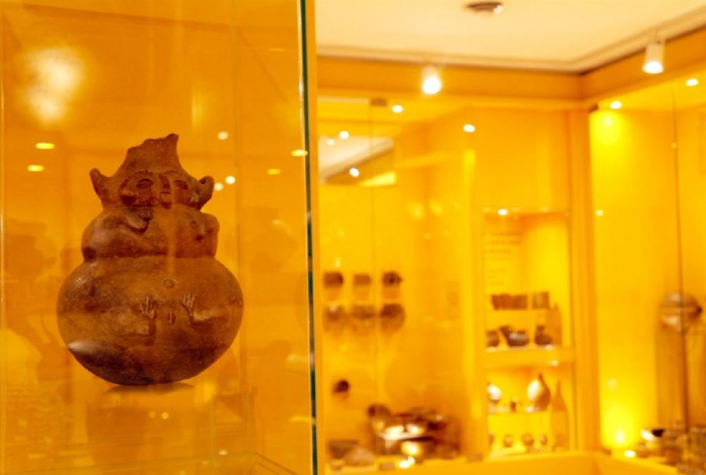 Llega La Noche de los Museos a Santiago: estos son los 6 espacios culturales que podrás visitar