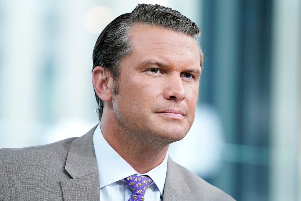 Trump nomina a un presentador de Fox News como jefe del Pentágono