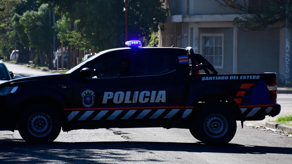 Piden ayuda para dar con el paradero de una joven y sus hijos