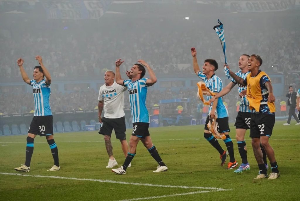 Los 11 elegidos por Gustavo Costas para que Racing busque la consagración en la Copa Sudamericana