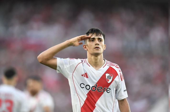 River se recuperó ante su gente, con una goleada 3-1 ante Banfield
