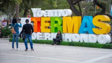 La provincia activa medidas para mitigar la caída del turismo entre 2023 y 2025 en todo el país