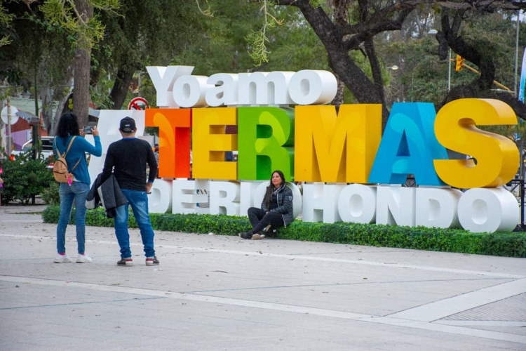 Vecinos de Las Termas fueron sorprendidos por un fuerte temblor