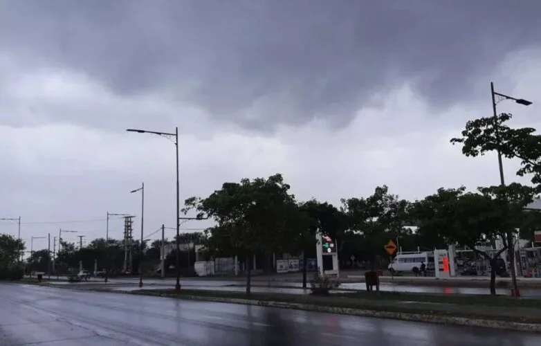 Probabilidad de lluvias, mucha humedad y máxima de 30°: el pronóstico de este viernes para Santiago del Estero
