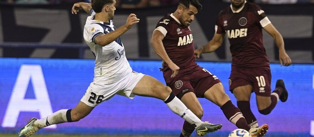 Vélez no pudo pasar del 0 con Lanús y encendió el campeonato