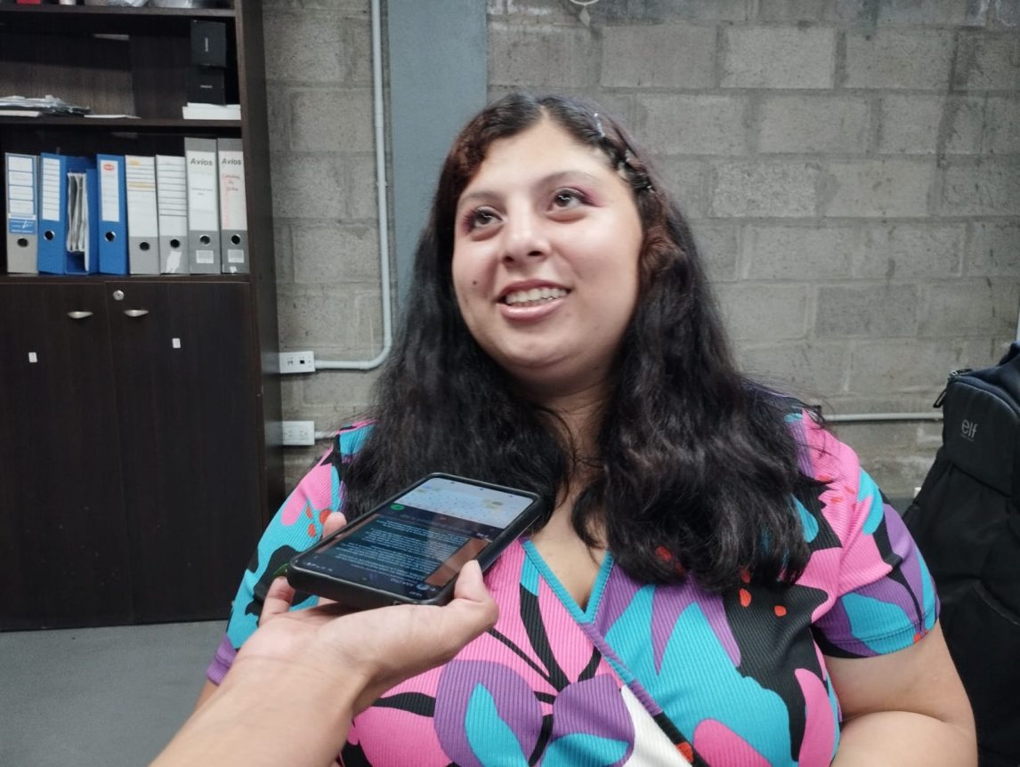 La emotiva historia de la ganadora de la moto 0KM de Info del Estero