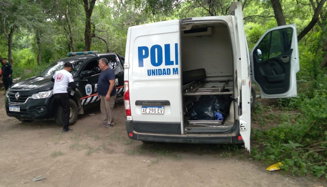 Tras dos días de búsqueda, hallaron el cuerpo del joven pescador que se ahogó en el Río Dulce