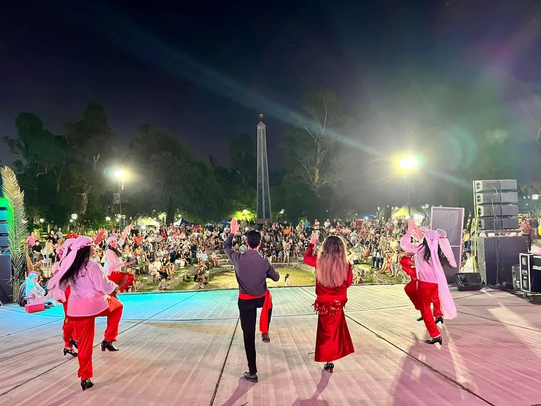 Éxito rotundo en la Expo Navidad: familias santiagueñas disfrutaron de arte, cultura y tradición en el Parque del Encuentro