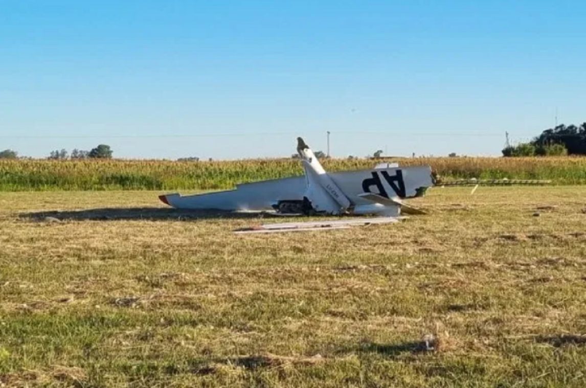 Conmoción por la horrible muerte de un piloto que estrelló su avioneta en el Aeroclub