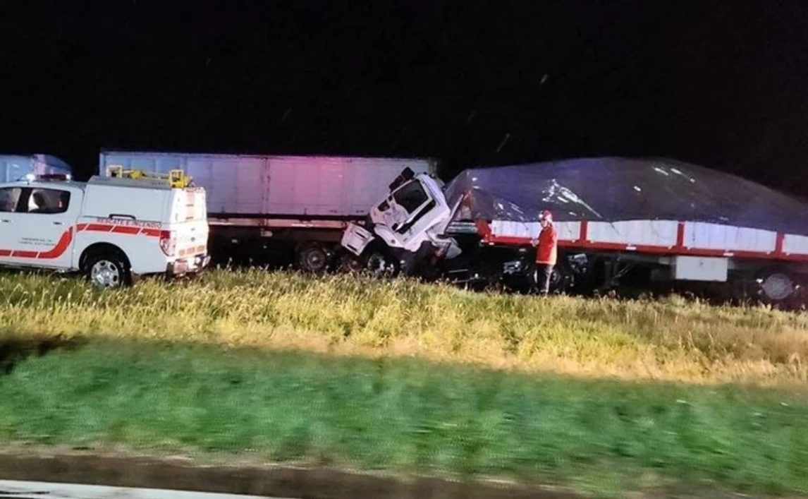 Un muerto y cuatro heridos en un choque múltiple