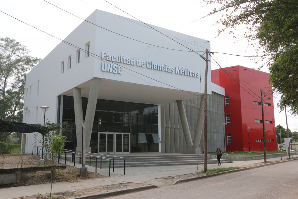 La Facultad de Ciencias Médicas de la UNSE celebra su 10° aniversario en un hecho histórico para la provincia
