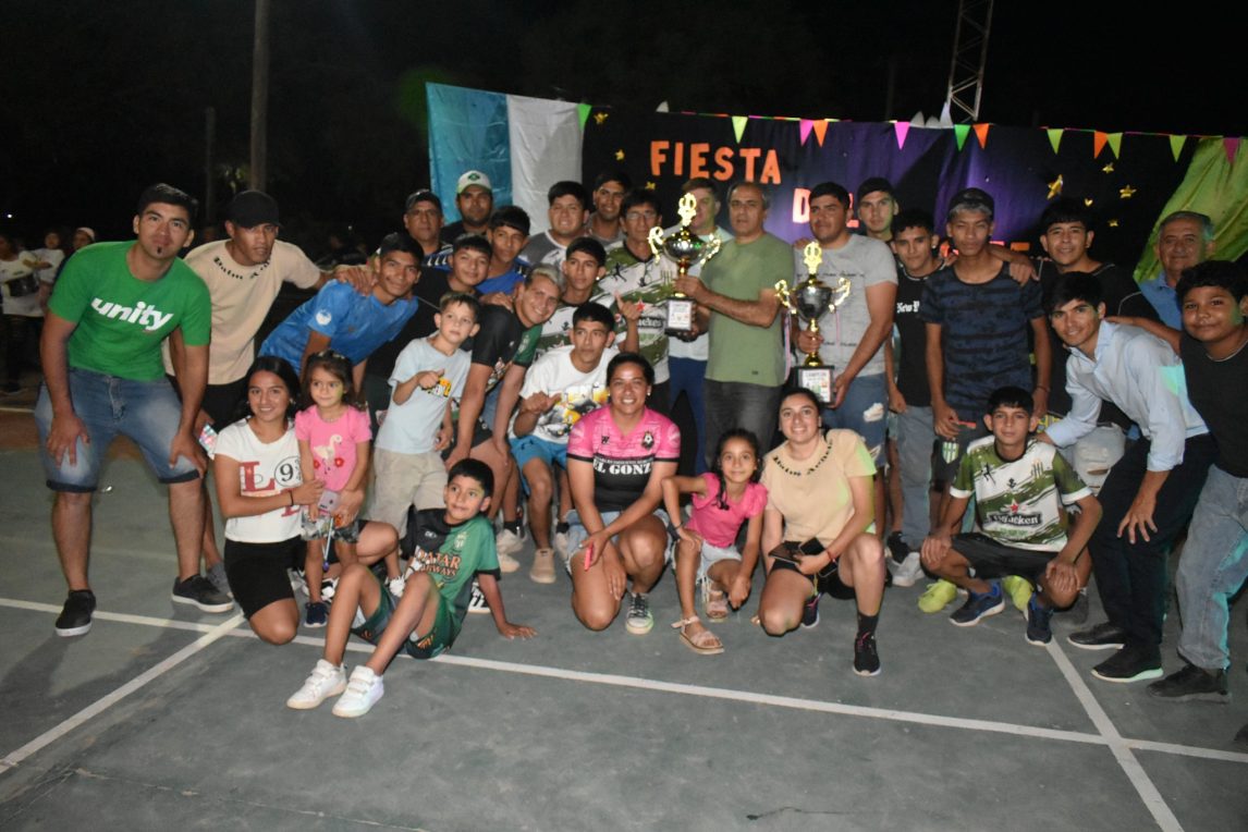 Colonia El Simbolar distinguió a los deportistas destacados del 2024 con una gran fiesta