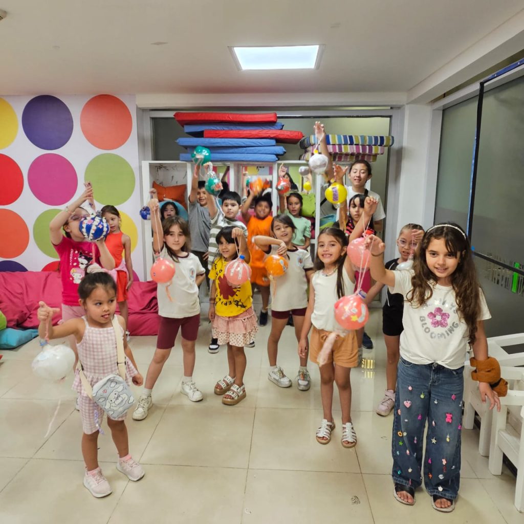 Todo listo para el taller de “DecorArte”, destinado para niños en el CCB
