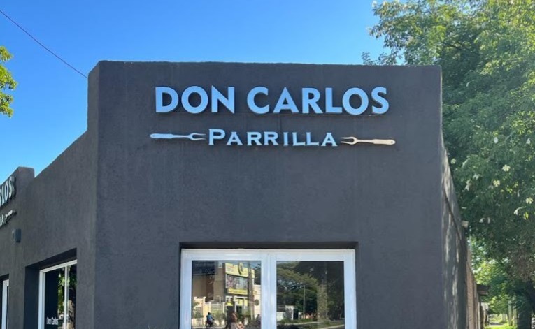 Nuevamente, una conocida parrillada volvió a incendiarse en la Capital