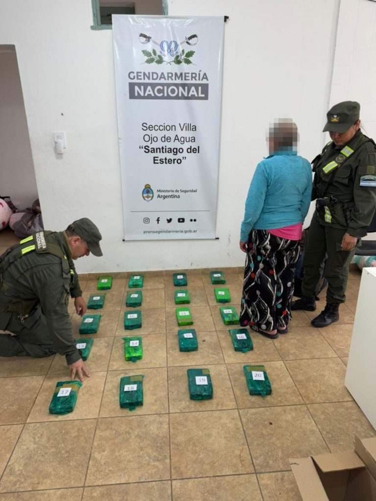 Pasajera de “tour de compras” viajaba con droga escondida en sábanas