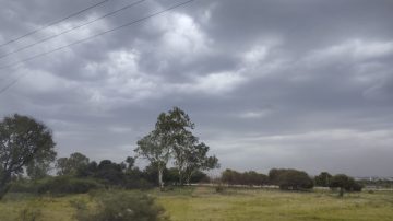 ¡La roooopa!: inminente cambio de tiempo en Santiago del Estero