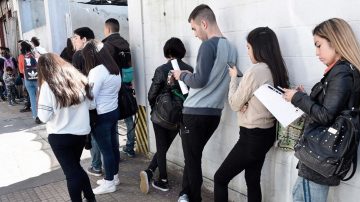 Según INDEC, el desempleo descendió al 6,9% en el tercer trimestre de 2024