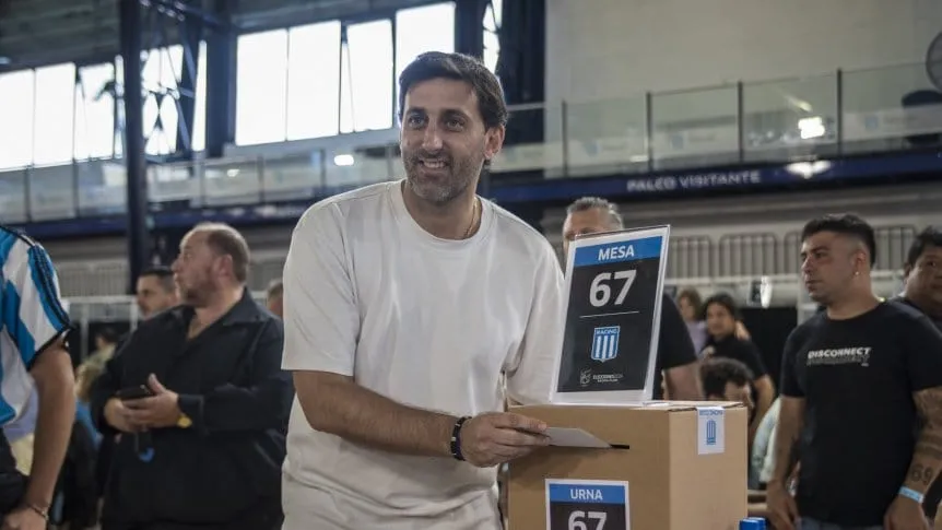 Diego Milito fue elegido presidente de Racing Club en una elección histórica