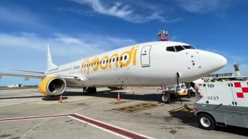 Aplican actas de infracción a Flybondi por las cancelaciones de vuelos