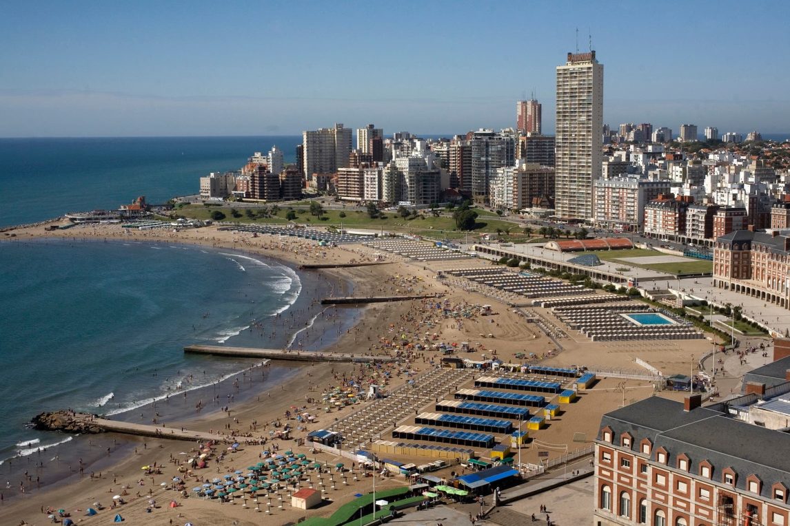 Sondeo revela cuánto gastan en alcohol los jóvenes en Mar del Plata