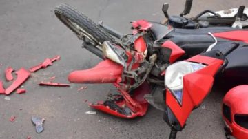 Conductora sufrió un ataque de epilepsia y derrapó: sufrió lesiones