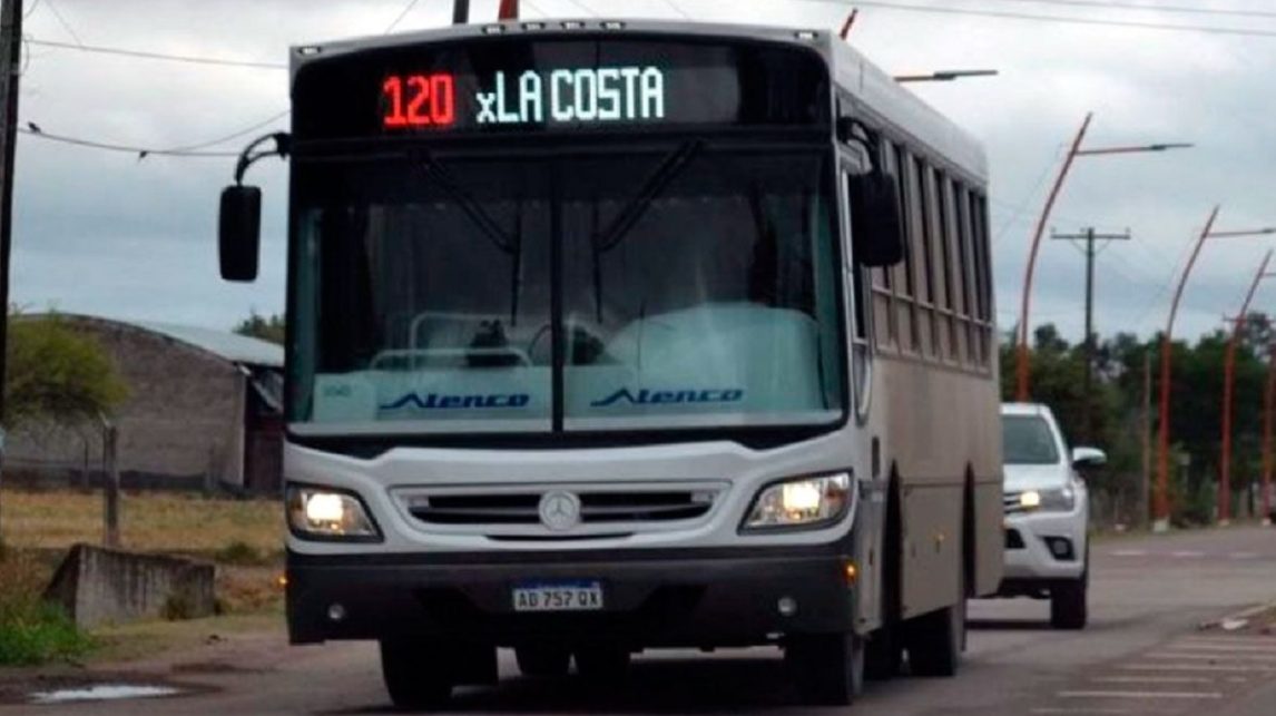 Desde las 21, el servicio de colectivos será gratuito para quienes deseen asistir a la Velada Popular de Gala