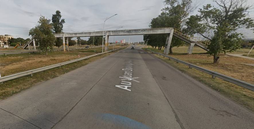 Dramático rescate de un hombre que intentó tirarse desde un puente en La Banda