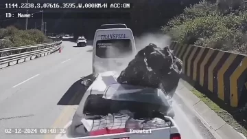 Tragedia: se desprendió una roca de un cerro y aplastó una camioneta