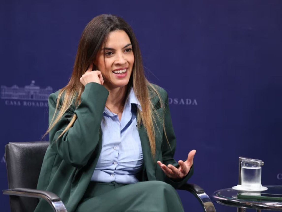 Milei echó a la subsecretaria de Turismo por irse de vacaciones sin permiso