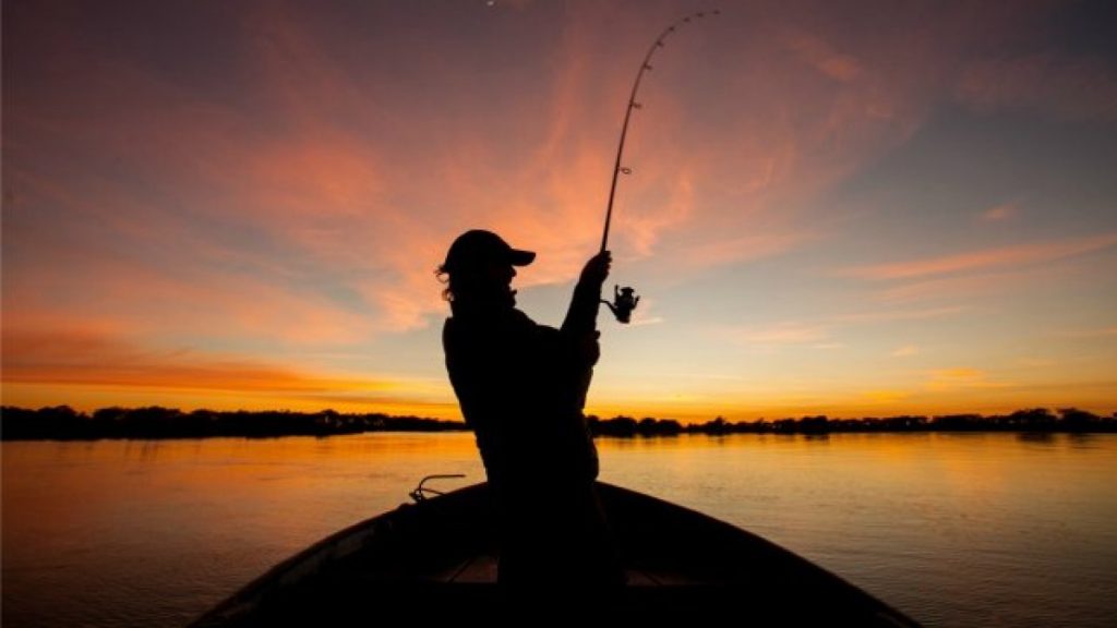 Rige la veda total de pesca en todo el territorio provincial