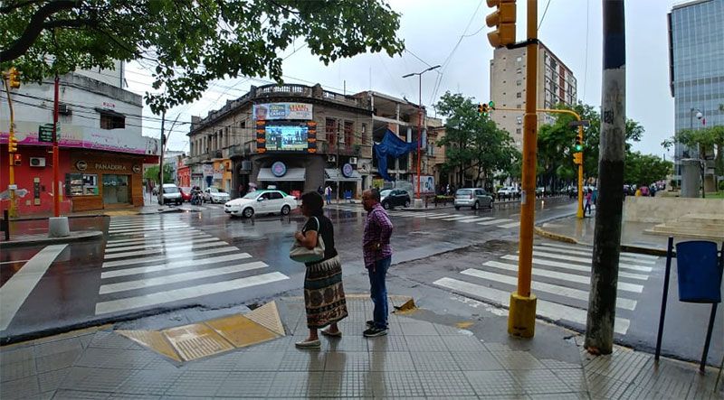 Día de la Autonomía pasado por agua y con mínima de 18° C