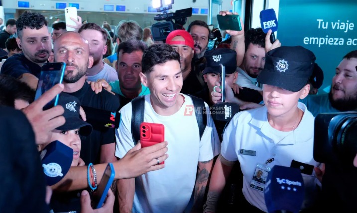 “Estoy feliz de volver a casa”: Montiel llegó a la Argentina para su vuelta a River