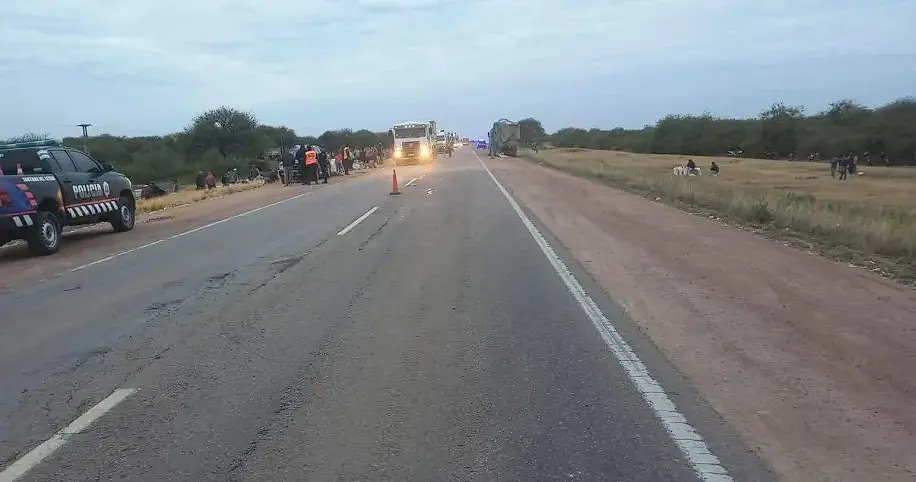 Grave accidente en Ruta 34 deja varios heridos: dos autos chocaron de frente
