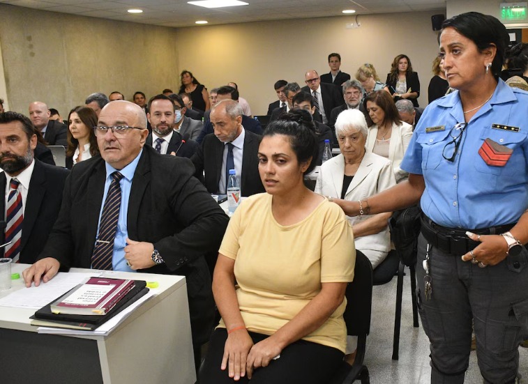 Comenzó el juicio por la muerte de bebés en Córdoba y hoy declara la principal acusada