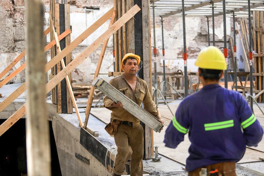 Cuánto subió el costo de la construcción en diciembre por ajustes salariales y tarifarios