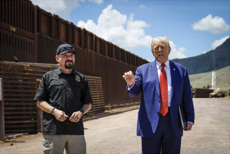 Donald Trump lanzó un megaoperativo contra los inmigrantes ilegales y deportará a más de 500 personas