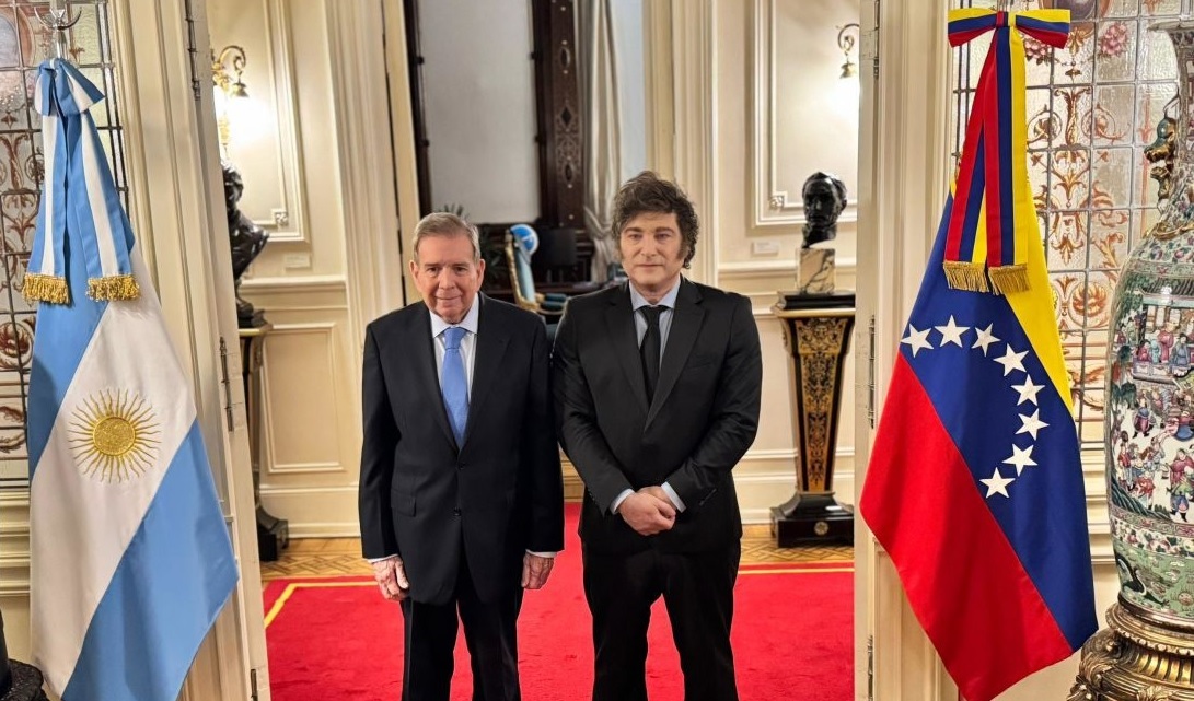 Javier Milei le ofreció asilo político a Gonzalo Urrutia y apuntó contra Victoria Villarruel