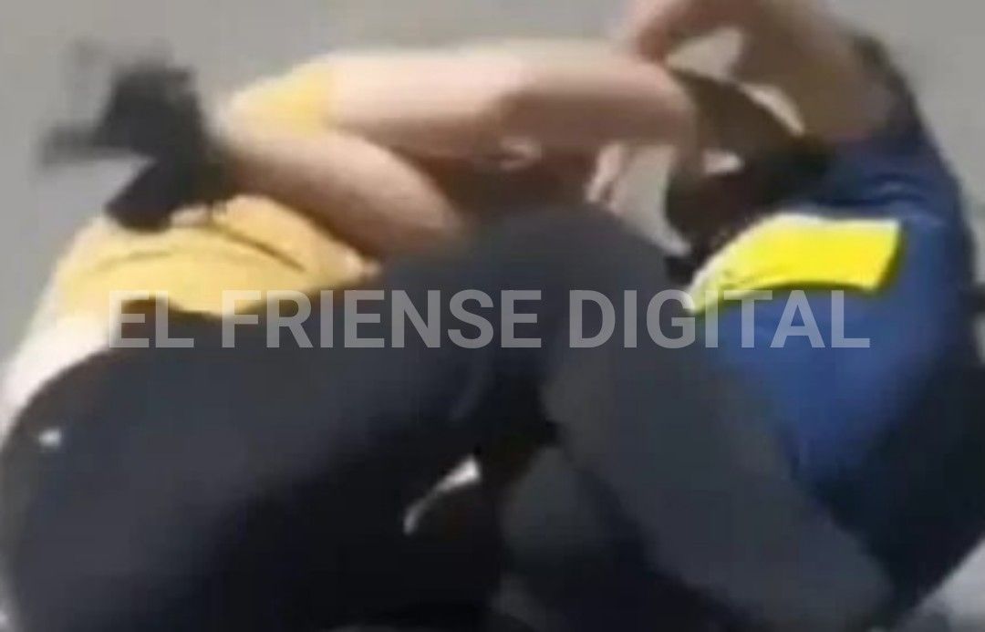 Una de las mujeres terminó con serias lesiones.