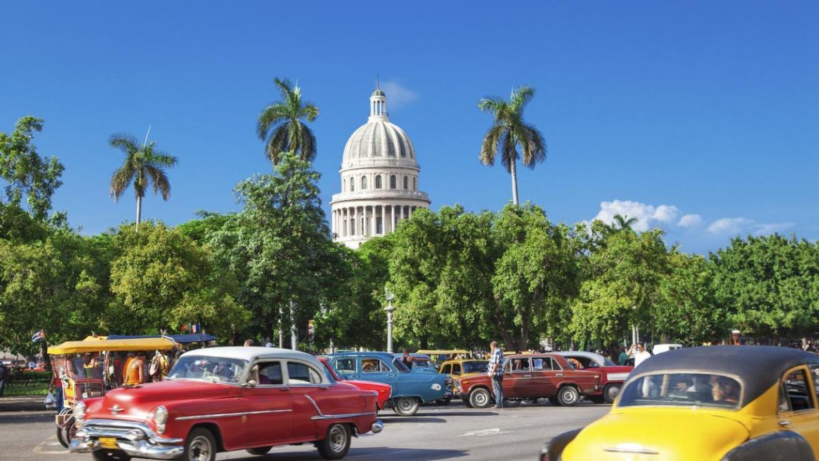 Estados Unidos retira a Cuba de su lista de países que patrocinan el terrorismo